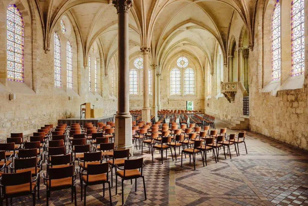 Abbaye de Royaumont, lieu de séminaire résidentiel avec hébergement près de Paris